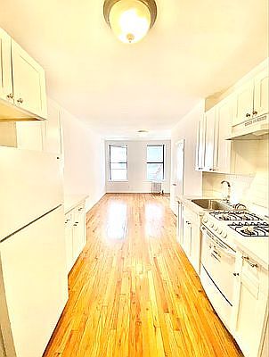 1st image of 334 E 73rd St APT 3C