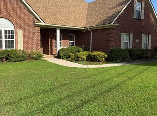 126 Cedar Run Ln, Huntsville, AL 35811