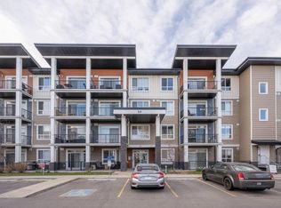 30 Walgrove Walk SE #216, Calgary, AB T2X4M9