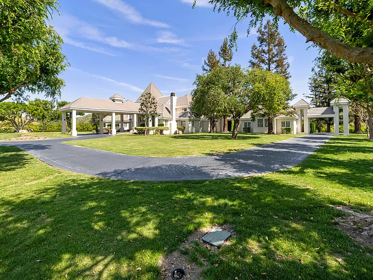 6952 Solano Verde Dr — Photo 47