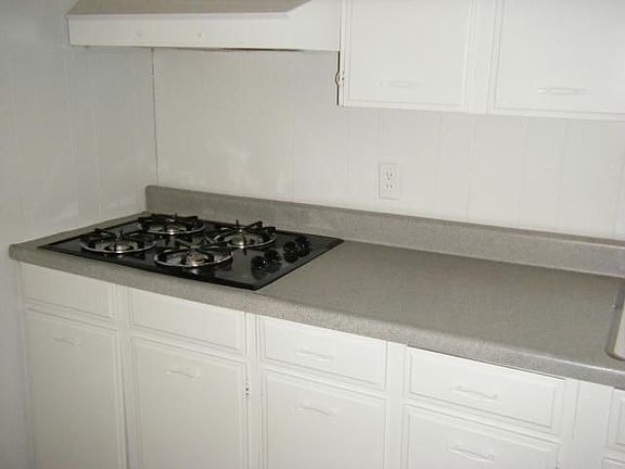 3rd image of 330 S West St