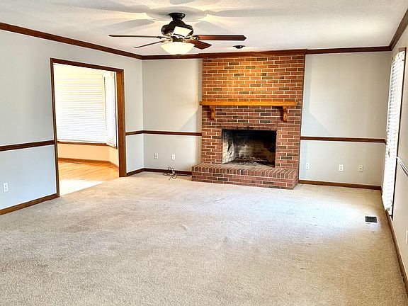 4th image of 6986 Salley Rd