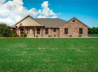 263 Maple Cir, Nevada, TX 75173