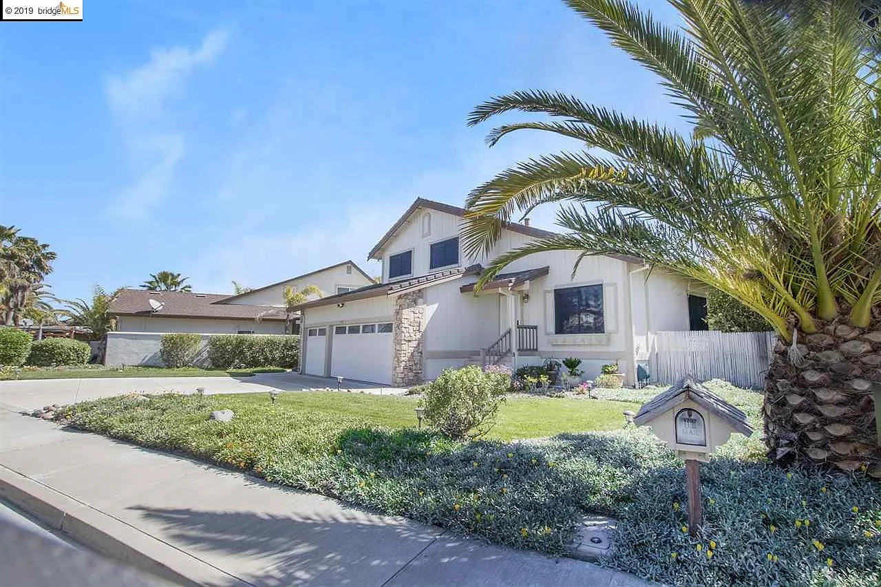 1732 Dolphin Pl photo 1