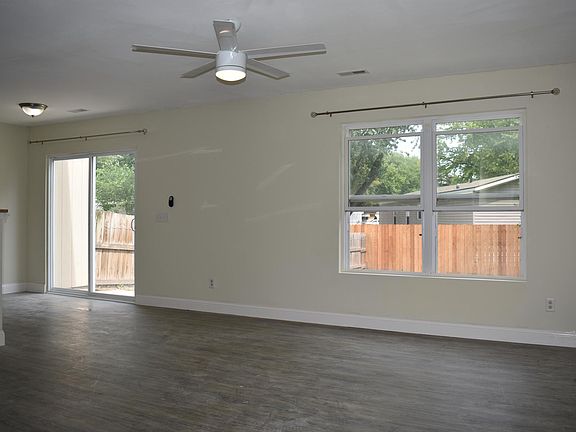 2nd image of 831 Whitetail Ct