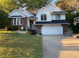 702 W Mefford St, Robinson, IL 62454