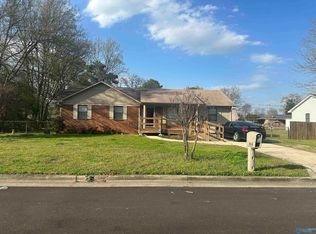 814 Kennilworth Rd SW, Decatur, AL 35603