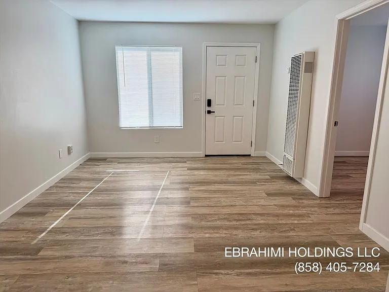 415 S 36th St — Photo 9
