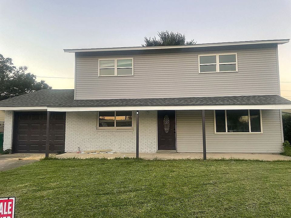 1st image of 120 S Tish Dr