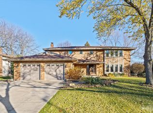 217 Wyoma Ln, Schaumburg, IL 60193