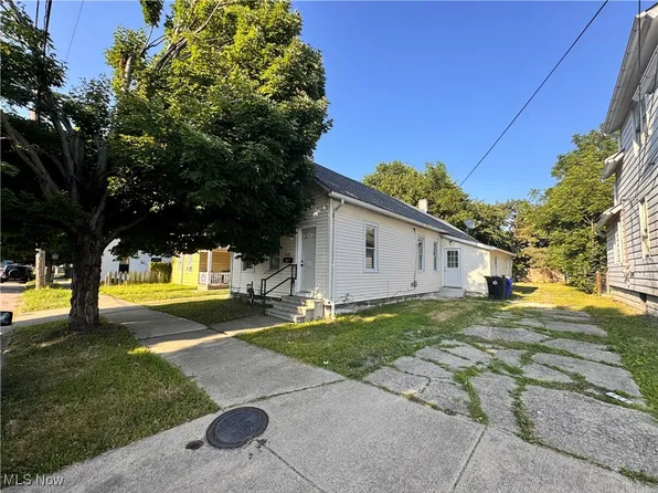 3157 W 54th St, Cleveland, OH 44102