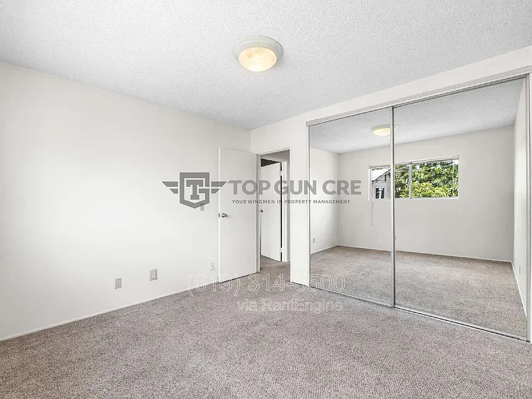 4522 Oregon St #9 — Photo 13