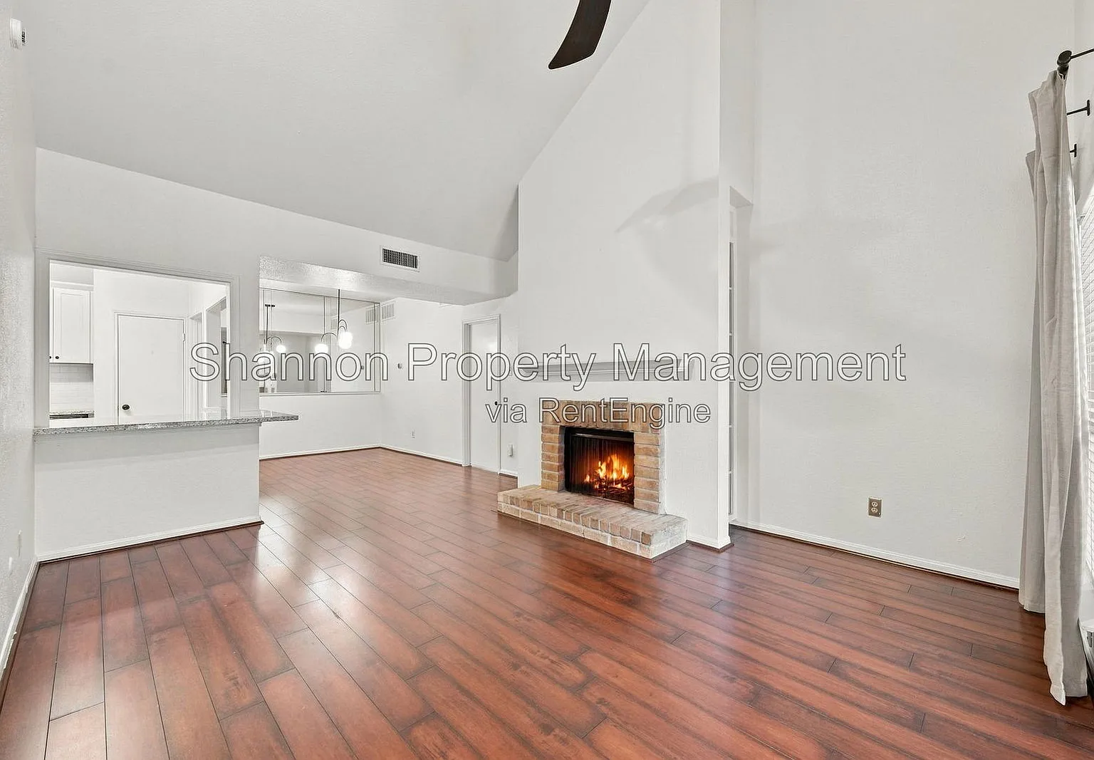 2 bed, 2.0 bath, 1228 sqft, $1,750 — Photo 3