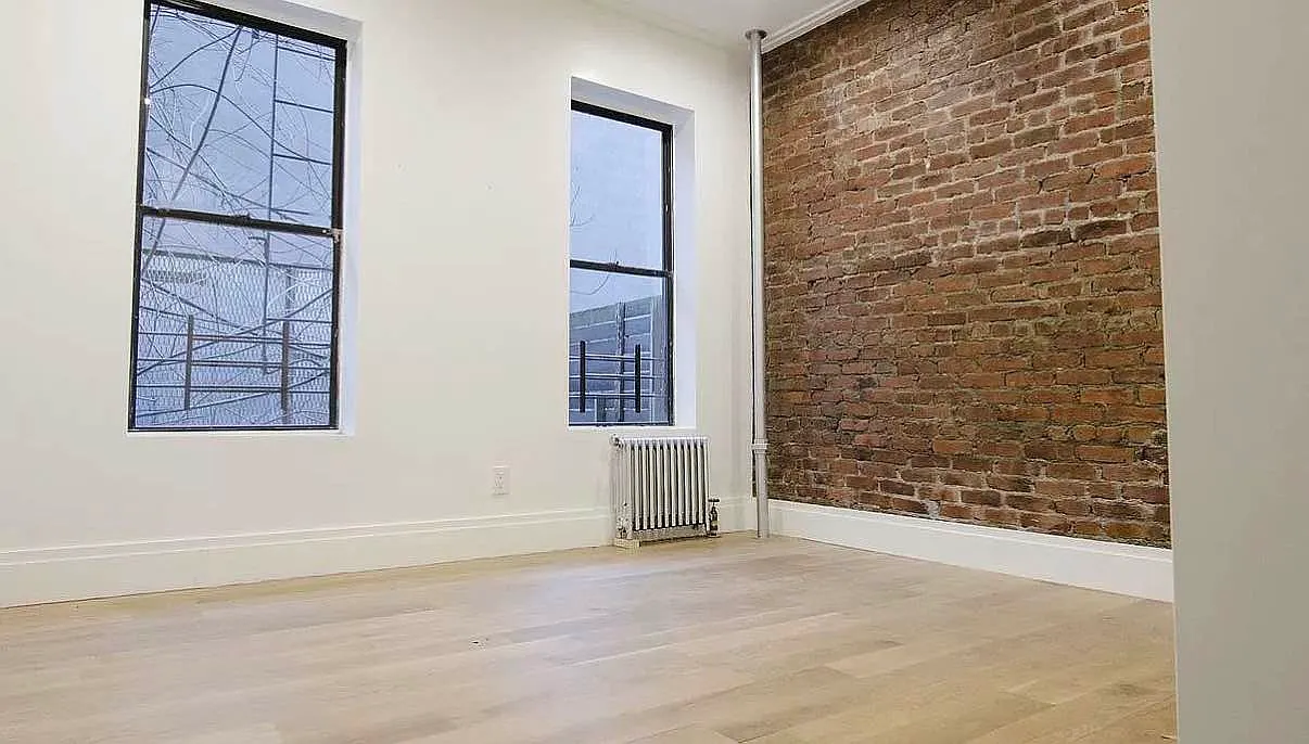 251 Pacific Street — Photo 1
