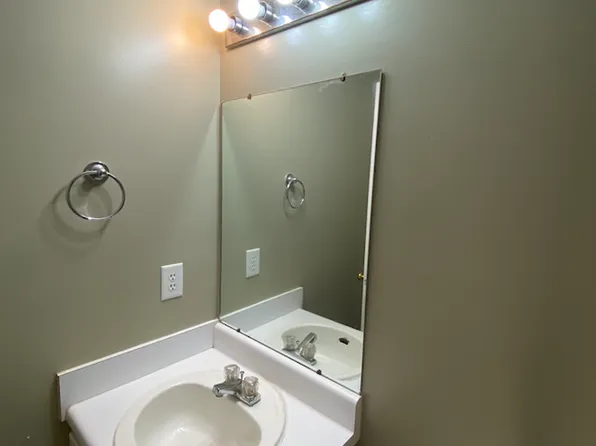 Center Place - 677/679, 677 Center Pl #677, Auburn, AL 36830