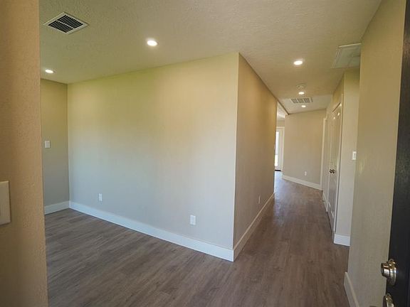 3rd image of 13627 White Cliff Dr