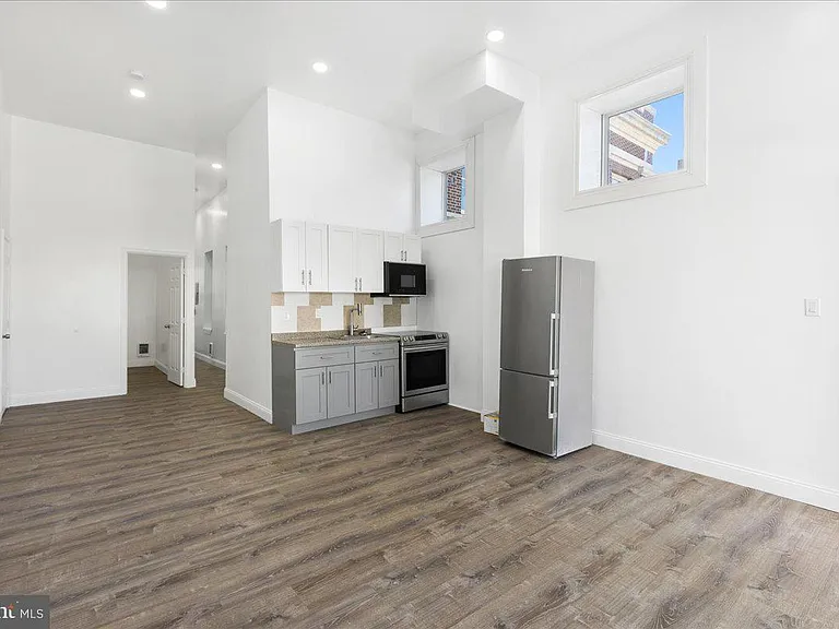 6940 Woodland Ave #1 — Photo 6