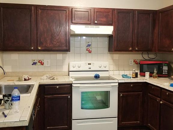 4th image of 18628 E 42nd Ave