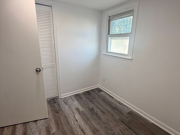 3rd image of 123 Summit Ave Floor 2