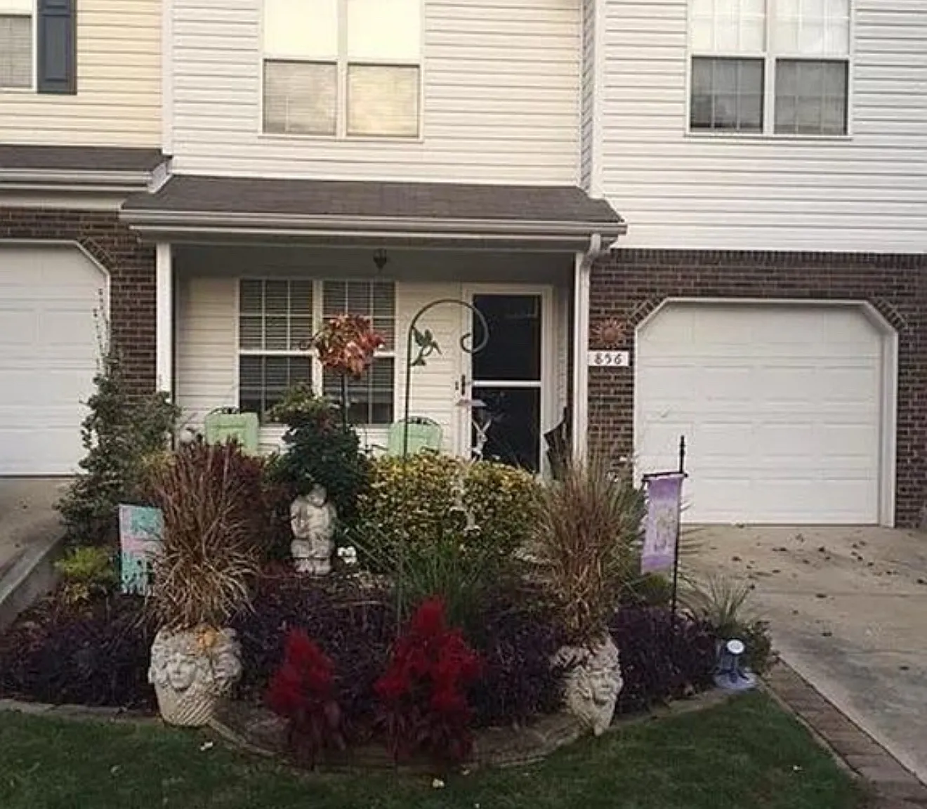 856 Pelican Bay Drive — Photo 1