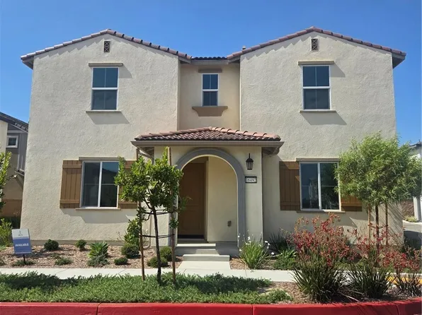16492 Botanical Ln, Fontana, CA 92336