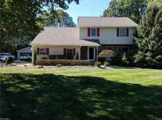 5542 Grace Dr, Mentor, OH 44060