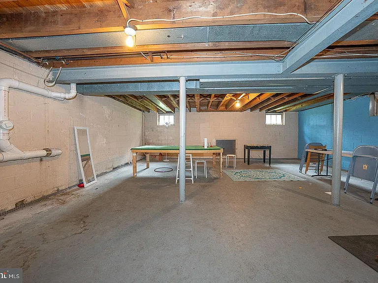 538 Conestoga Rd — Photo 30