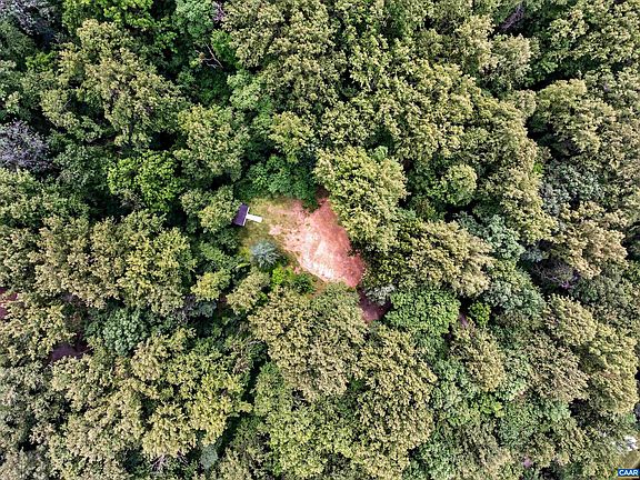 5th image of 3955 Taylors Mountain Farm Ln