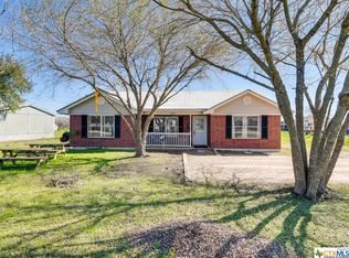 727 Anderson Ln, Martindale, TX 78655