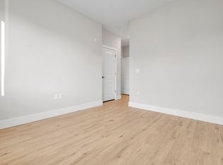 328 13th St UNIT 203, Palisades Park, NJ 07650