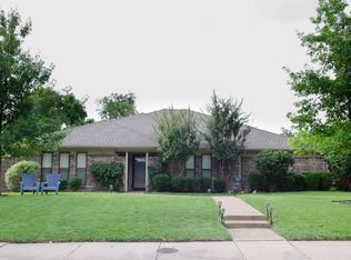 6907 Echo Bluff Dr, Dallas, TX 75248