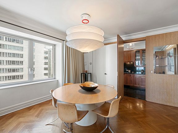 5th image of 181 E 65th St #12FLRC