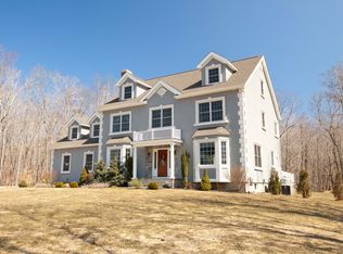 19 Lindera Ln, Clinton, CT 06413
