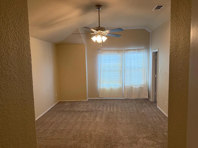 1139 Landon Ln — Photo 43