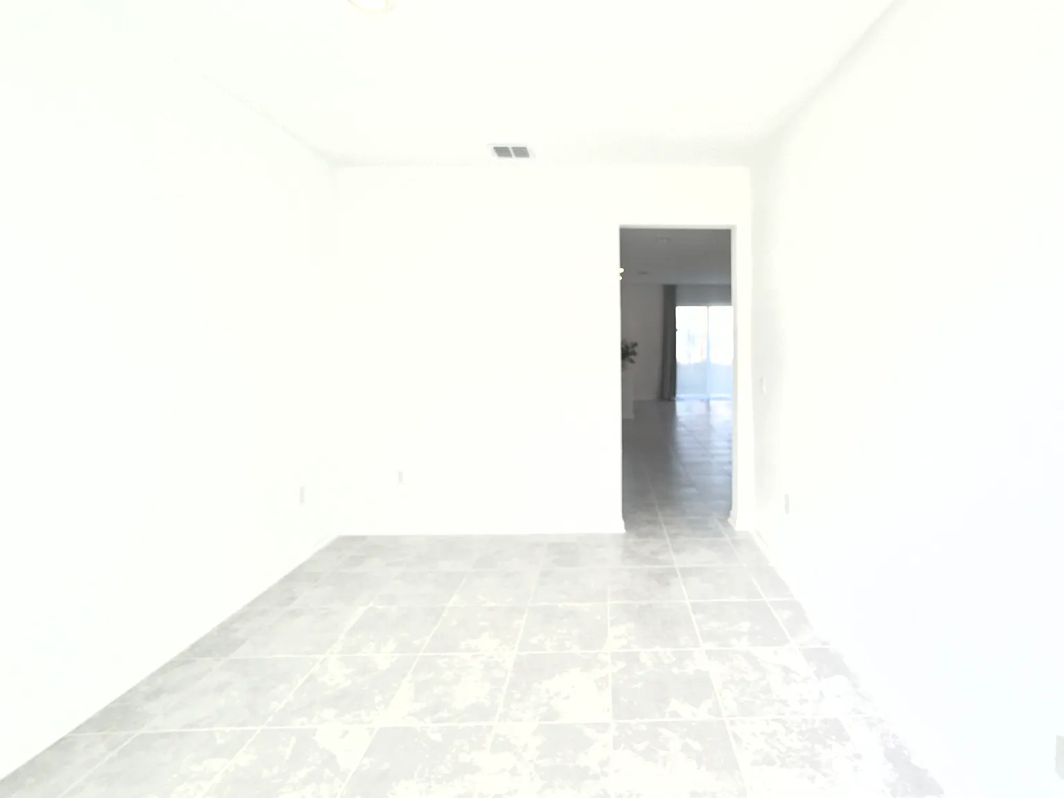 2431 Skyline Loop — Photo 3