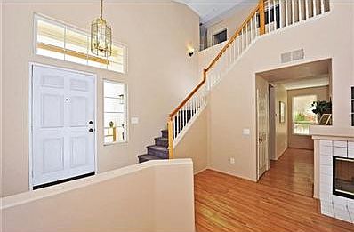 4th image of 706 Lupine Dr