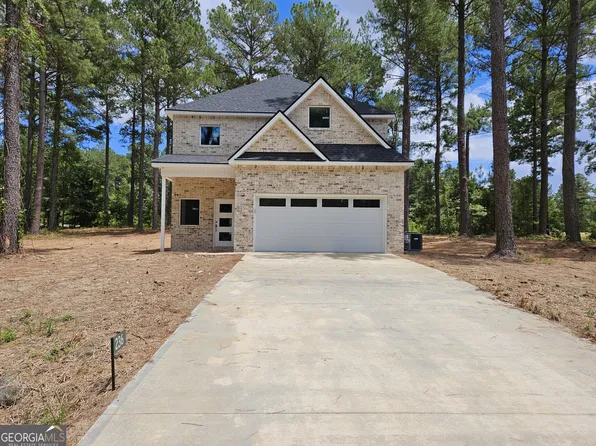 236 Wood Oak Cir, Cochran, GA 31014