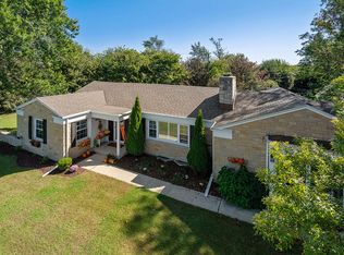 23147 S Manor Ln, Channahon, IL 60410
