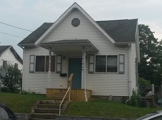 716 Gaston Ave, Fairmont, WV 26554