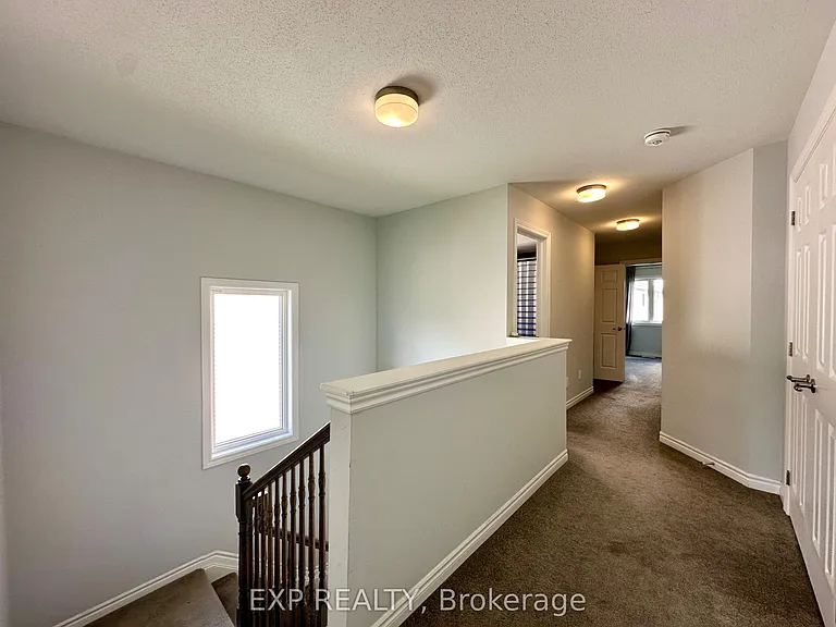823 Regulus Rdg — Photo 11
