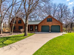 1112 Valencia Dr, Shorewood, IL 60404