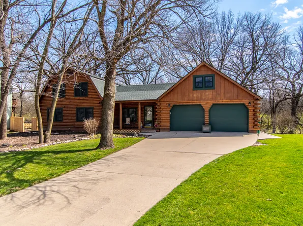 1112 Valencia Dr, Shorewood, IL 60404