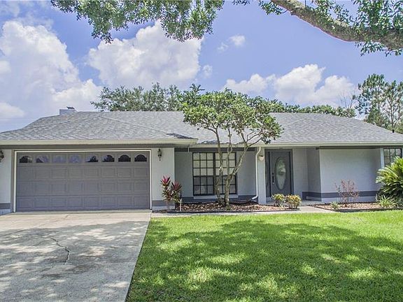 3rd image of 1034 Colony Park Dr