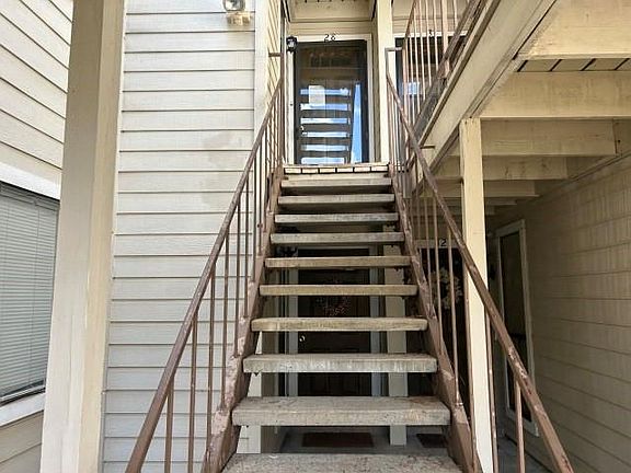 2nd image of 3500 Tangle Brush Dr APT 28
