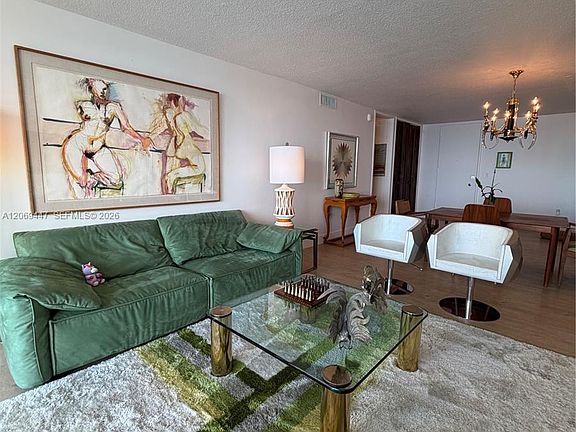 3rd image of 770 NE 69th St APT 3F