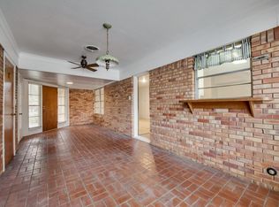 1002 Majors Dr, Mesquite, TX 75149