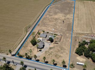 1407 E Las Palmas Ave, Patterson, CA 95363
