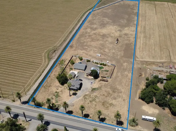 1407 E Las Palmas Ave, Patterson, CA 95363