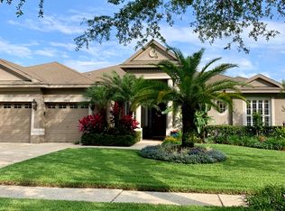 17635 Archland Pass Rd, Lutz, FL 33558