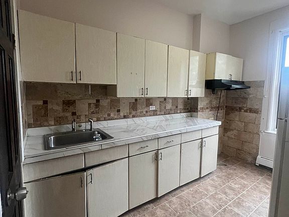 4th image of 1126 Nostrand Ave #3